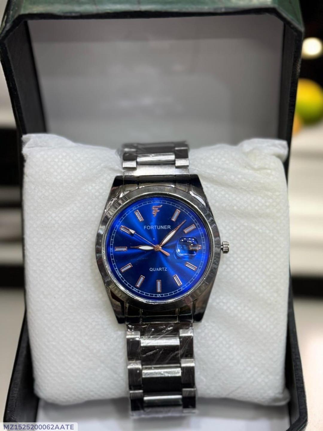 Men's Water Resistant Quartz Round Chain Strap Watch